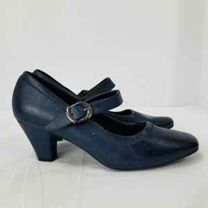 ladies navy blue dress shoes